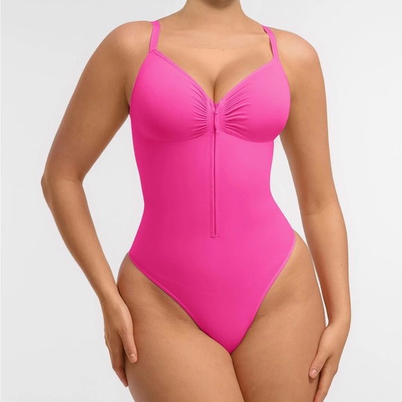 Elegant Fuchsia Women's One-Piece Swimsuit - Picture 1 of 4